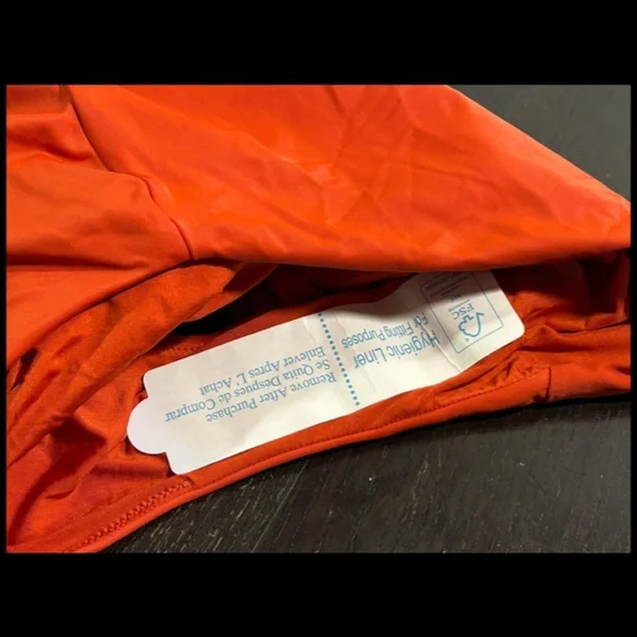 Andie Swim The Luzon Halter Eco Nylon One Piece Swimsuit Chili Pepper Size M NWT One Pieces